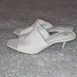 ZARA WHITE MULES Size 39 Euro